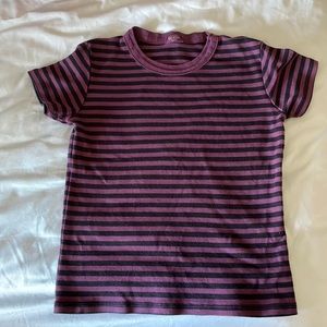 size small john galt brandy melville tee, worn once didn’t fit